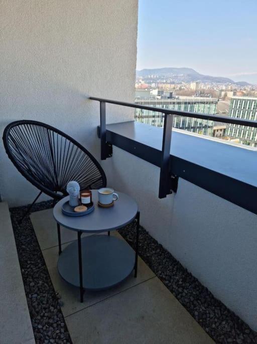 Bravisa View *