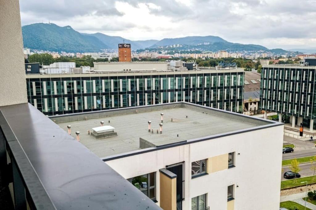 Bravisa View *